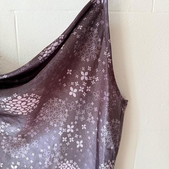 La Vie en Rose Satin Slip Dress - Picture 5 of 8